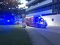 Le fourgon Cesar 37 du SIS de Genève (ainsi que l'ambulance Cesar 41 en arrière plan) en intervention dans la ZIPLO en 2018