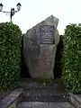 Le monument aux morts près de la mairie (oct. 2012)