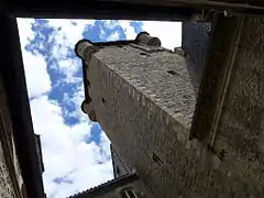 Le donjon depuis la loggia