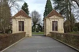 Vestiges du Château de Coulommiers-en-Brie, les pavillons de Mansart.