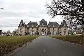 Le château Dulamon.