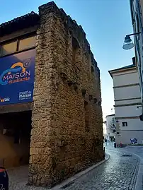 Pan de mur, ultime vestige du château