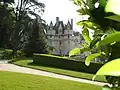 Le château vu de l'entrée des visiteurs.