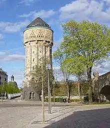 Ancien château d'eau de la gare de Metz, (1908).