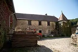 Intérieur de la cour.