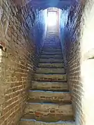 "Un escalier dans une tour"