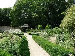 Château de Fléville-Roseraie