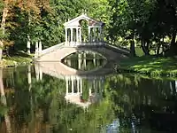 Pont Palladien du château de Groussay par Emilio Terry (1960).