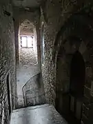 Photographie du passage à l'intérieur de la tour.
