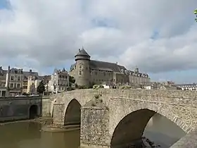 Le Pont Vieux et le château