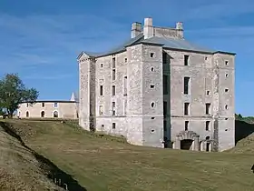 Image illustrative de l’article Château de Maulnes