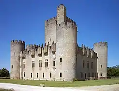 Le château neuf.