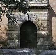 Porte de la façade est du château de Saint-Jory (1545, Nicolas Bachelier).