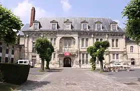 La cour intérieure du château de Villers-Cotterêts.