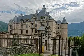 Château de Vizille et portail Lesdiguières.