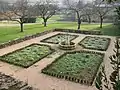 Jardin et fontaine