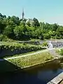 Châteauneuf-du-Faou : la chapelle Notre-Dame-des-Portes vu du Pont du Roy