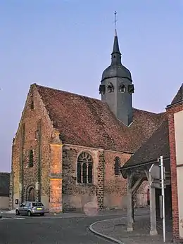 Église Saint-Hilaire de Châtillon-en-Dunois