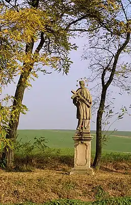 Statue de saint Jean Népomucène.