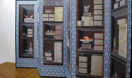 Paravent à motif de bibliothèque, Chaekgori. Paravent à six panneaux, destiné à une chambre d'enfant ou à un bureau. Début XVIIIe siècle. H. 1,72 m; L. 3,12 m. Musée Guimet