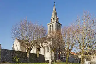 Église Saint-Pierre.