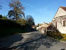 La route de la Chapelle au lieu-dit Chambon en 2015.