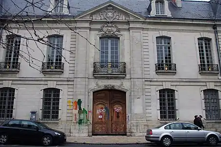 Chambre de commerce et d'industrie de Touraine, façade principale.