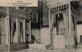 Carte postale ancienne illustrant la chambre du roi.