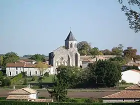 Église Saint-Pierre-ès-Liens de Champagnac