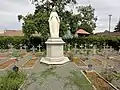 Le cimetière des soeurs franciscaines.