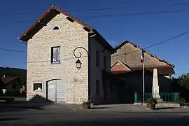 La mairie.