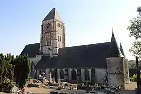 L'église fortifiée Saint-Martin.