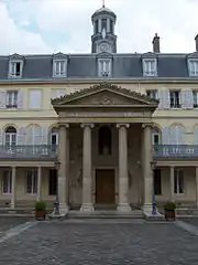 La chapelle des Dames Augustines du Sacré-Cœur-de-Marie.