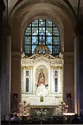 Statue de Notre-Dame des Miracles et Vertus de la basilique Saint-Sauveur de Rennes