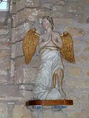 Statue de l'autre ange adorateur.