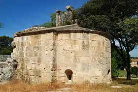 Chapelle Saint-Cézaire de Château-Bas.