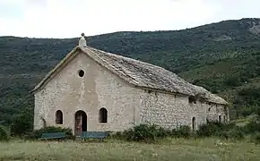 Chapelle Saint-Claude, sur le sentier de randonnée GR946, à 900 m d'altitude.