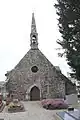 Chapelle Saint-Gilles : façade et clocher.