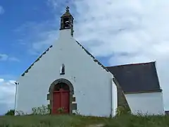 La chapelle Saint-Léonard : vue extérieure d'ensemble.