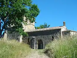 Vue de la chapelle Saint-Bonnet.