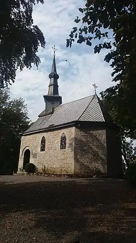 Site formé par la chapelle de la Trinité et l'allée du Monument