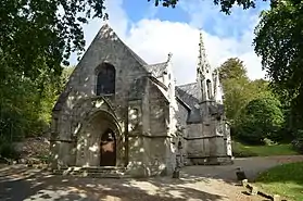 Quimper : la chapelle de Ty Mamm Doué, vue extérieure d'ensemble