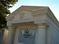 Chapelle funéraire en pierre de taille de la famille Ciciarelli.