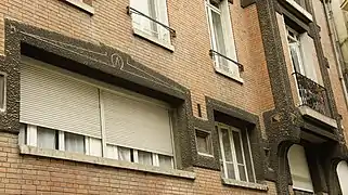 Détail de la maison dans la cour du chapitre cathédrale.