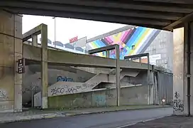 Escalier entre le parking nord et la rue de l'Ancre.