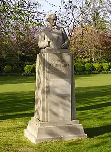 Buste de Charles Baudelaire par Pierre-Félix Masseau.