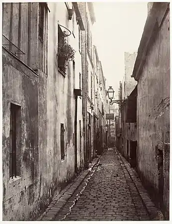 Impasse Briare dans les années 1860 (photographie de Charles Marville).