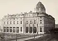 Le bâtiment, peu après sa construction, dans les années 1860.