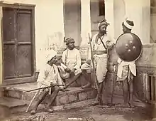 Hindous rajputs de haute caste. Shepherd & Robertson. Photo pour le livre The People of India de Forbes Watson, 1868.