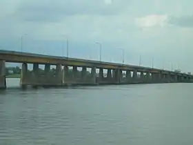 Image illustrative de l’article Pont Charles-De Gaulle (Montréal)